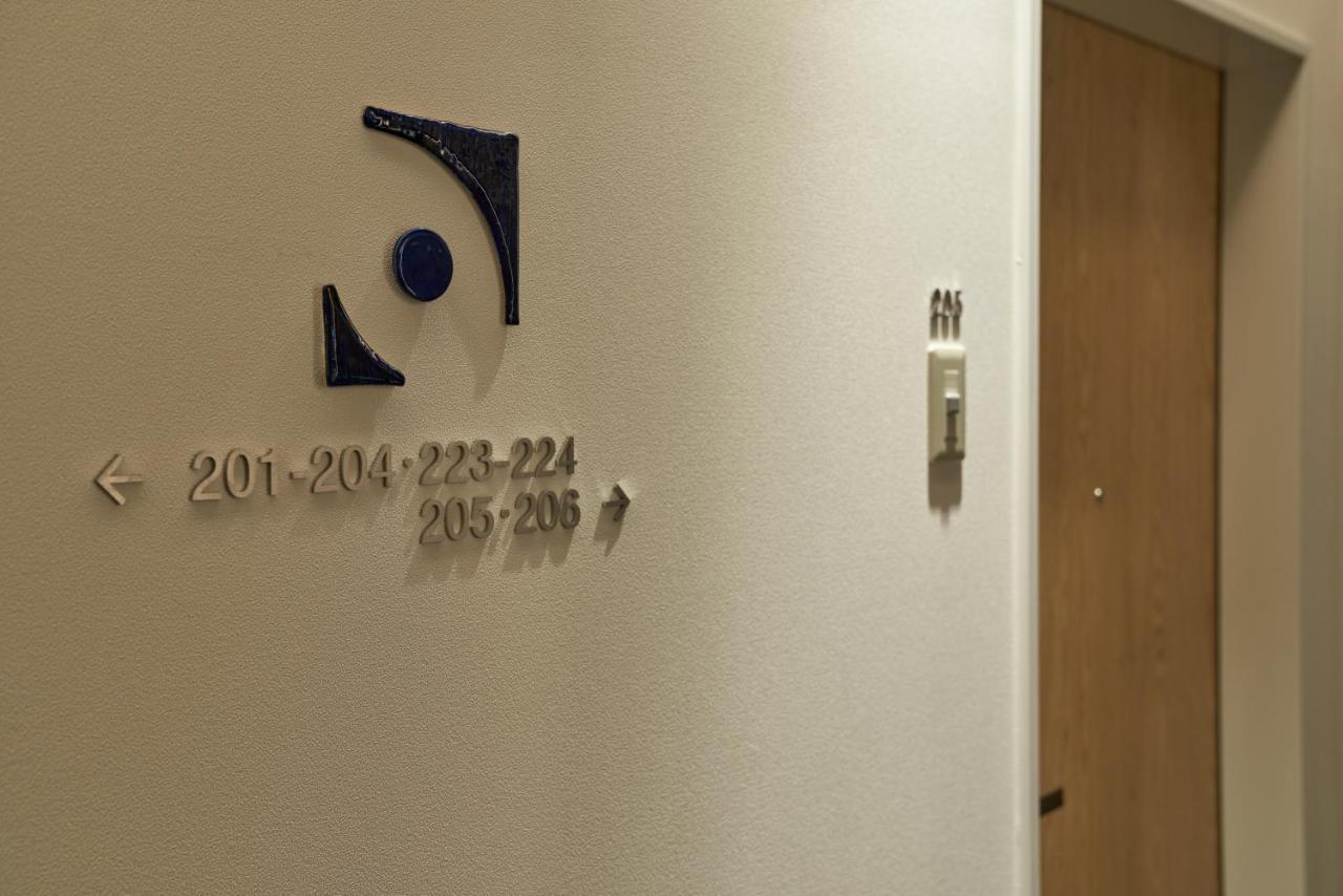 Cross Life Hakata Yanagibashi Hotel Fukuoka  Bagian luar foto