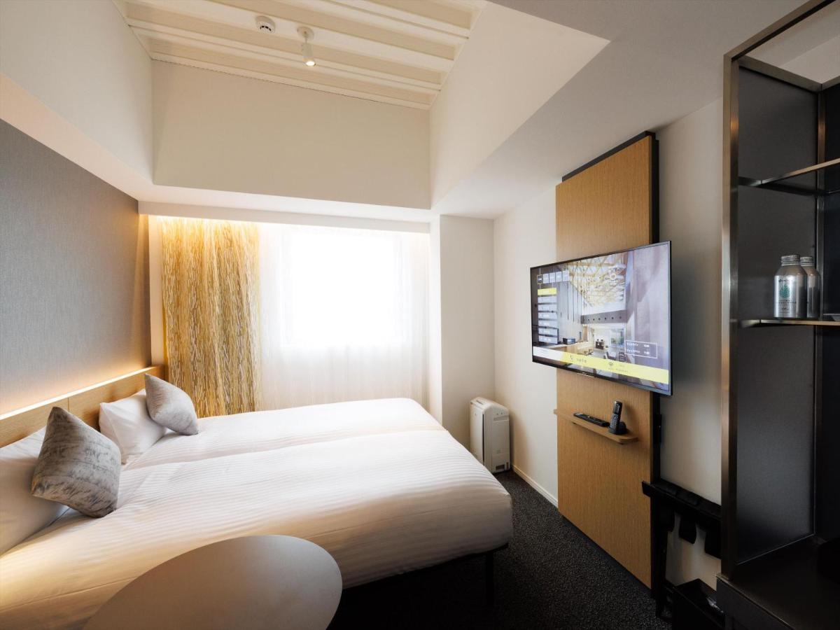 Cross Life Hakata Yanagibashi Hotel Fukuoka  Bagian luar foto